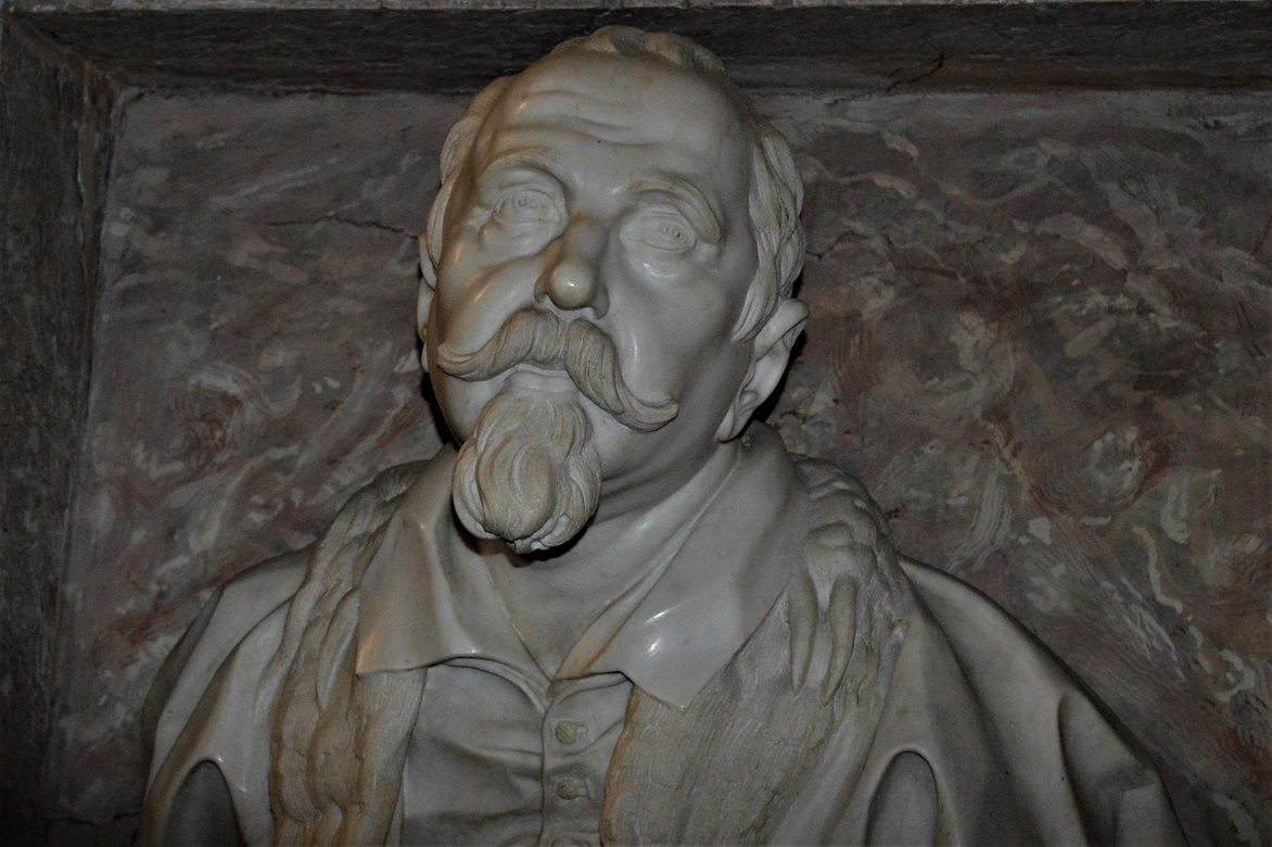 Gabriel Fonseca bust's 2.jpg